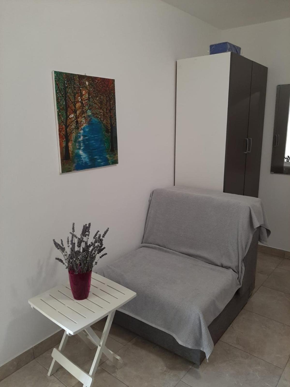 Apartments And Rooms With Parking Space Trpanj, Peljesac - 250 Room photo